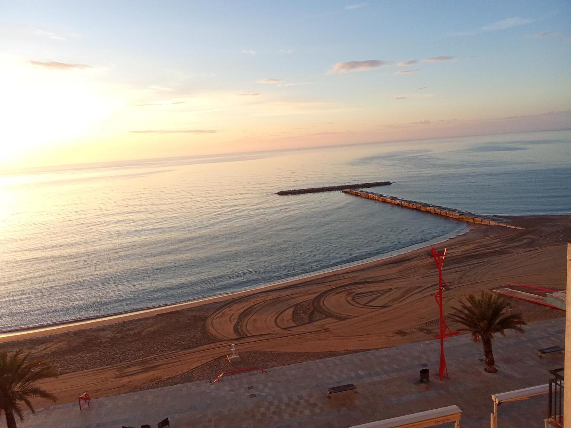 Piso En Primera Linea De Playa *
