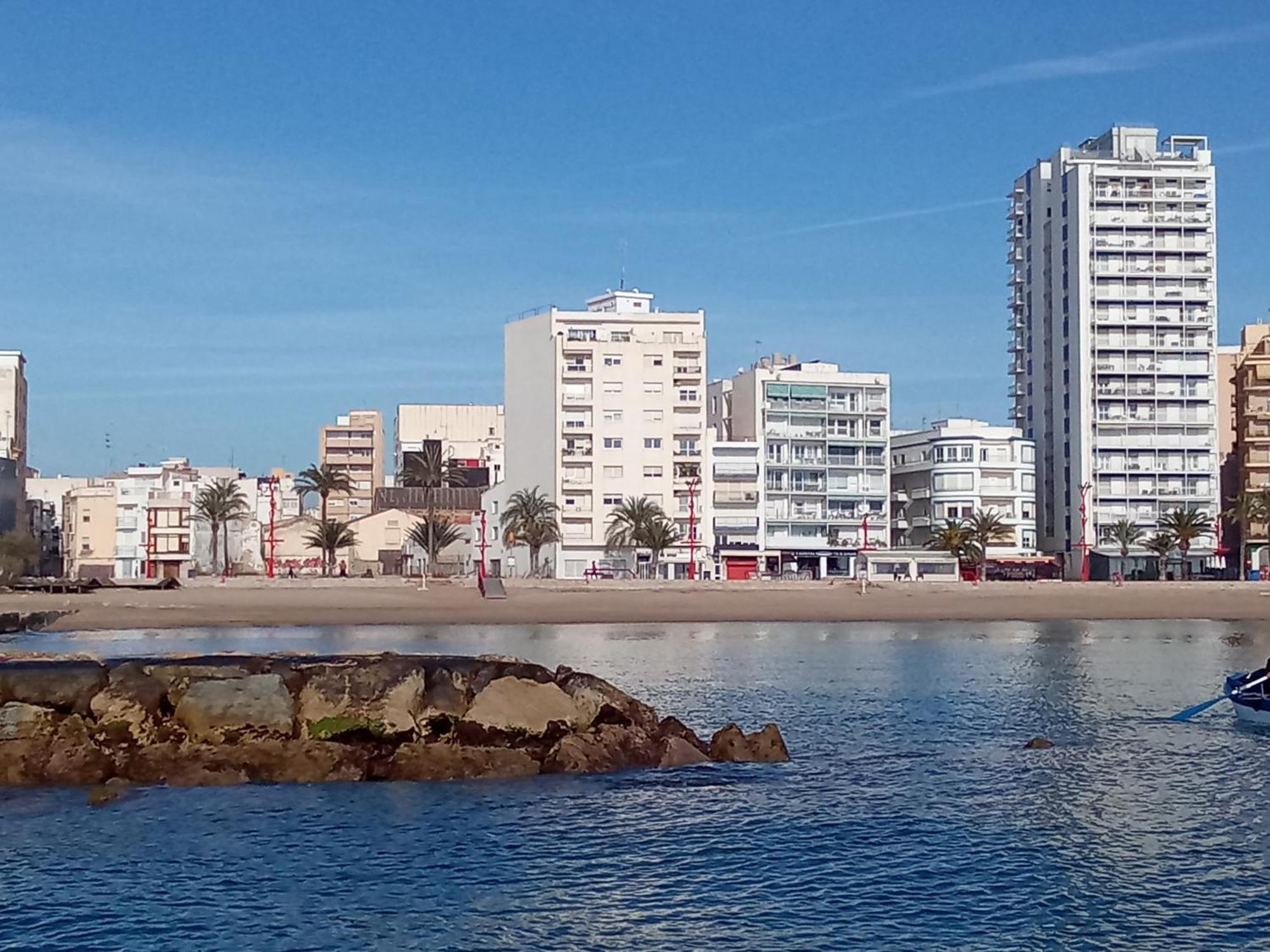 Piso En Primera Linea De Playa