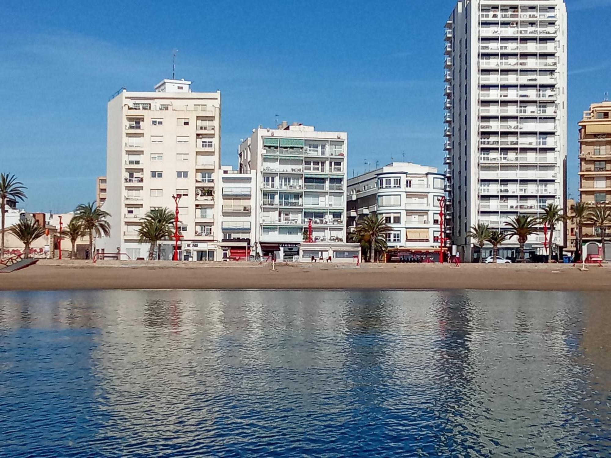 Piso En Primera Linea De Playa Apartment